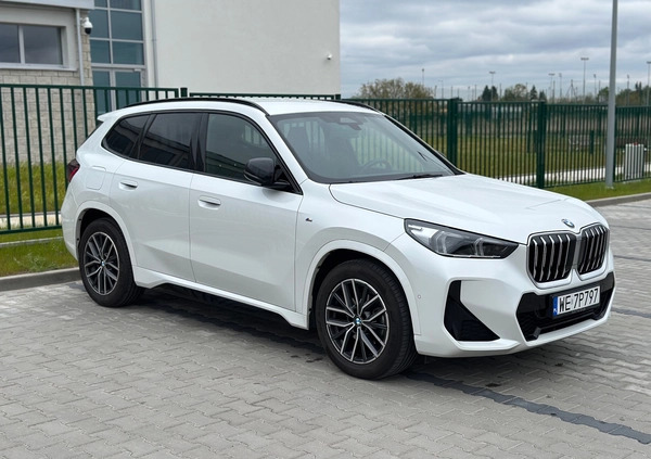 BMW X1 cena 65000 przebieg: 24579, rok produkcji 2022 z Warszawa małe 596